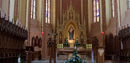 Wnętrze kościoła pw. Macierzyństwa NMP (fot. Tomasz Duda)