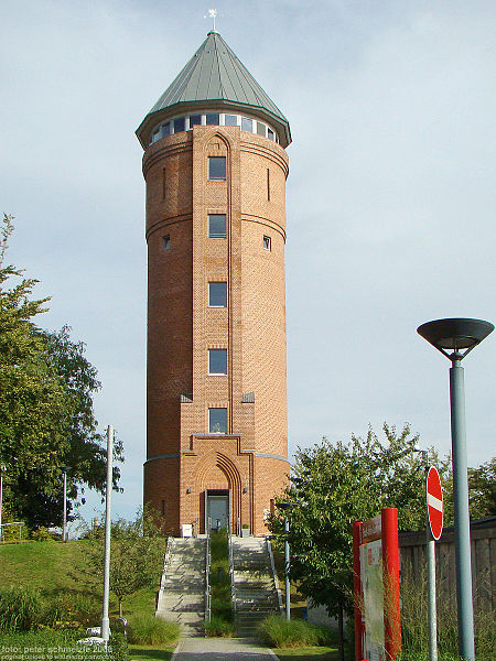 Wieża ciśnień, autor: Schmelzle , źródło: commons.wikimedia.org