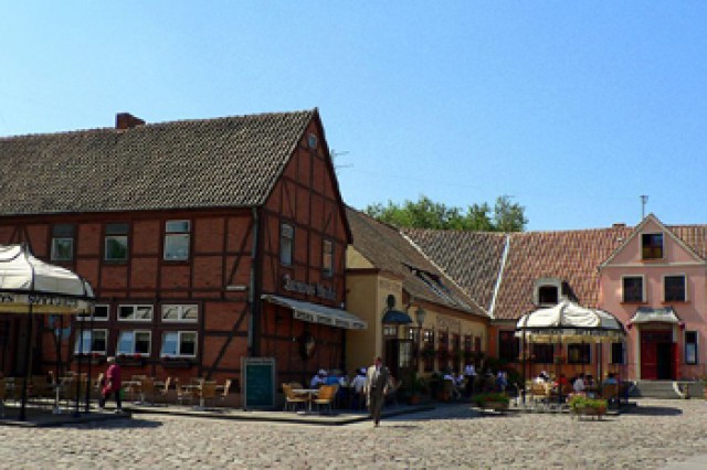 Stare miasto w Kłajpedzie (źródło: Wikipedia.org, autor: Wojsyl, licencja: CC)