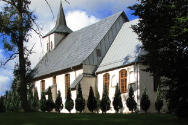 Barokowy kościół wiejski  w Charbrowie