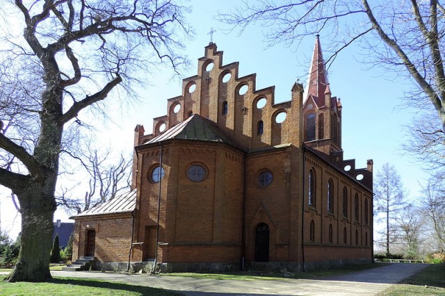 Kościół Św. Trócy w Dobrzycy, autor: Kenraiz, źródło: commons.wikimedia.org