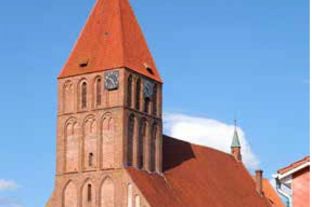 Kościół Mariacki w Grimmen  (źródło: Wikipedia.org,  autor: Erell, licencja: CC)
