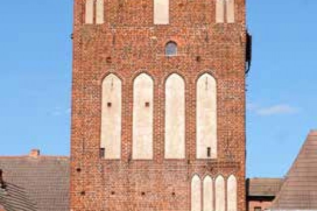 Brama  Młyńska  w Grimmen  (źródło:  Wikipedia.org,  autor: Erell, licencja: CC)