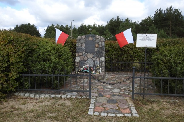 Kamienica Król., pomnik „Gniazdo Gryfitów” (fot.  Agnieszka Rybakowska-Król)